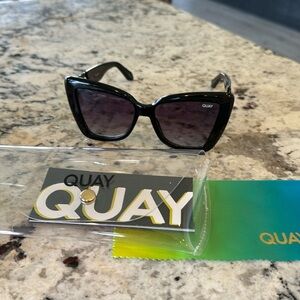 Quay chain reaction gradient lens NEW